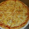 16. pizza Cipolia Pollo (tomato, česnek, sýr, kukuřice, cibule, kuřecí kousky)